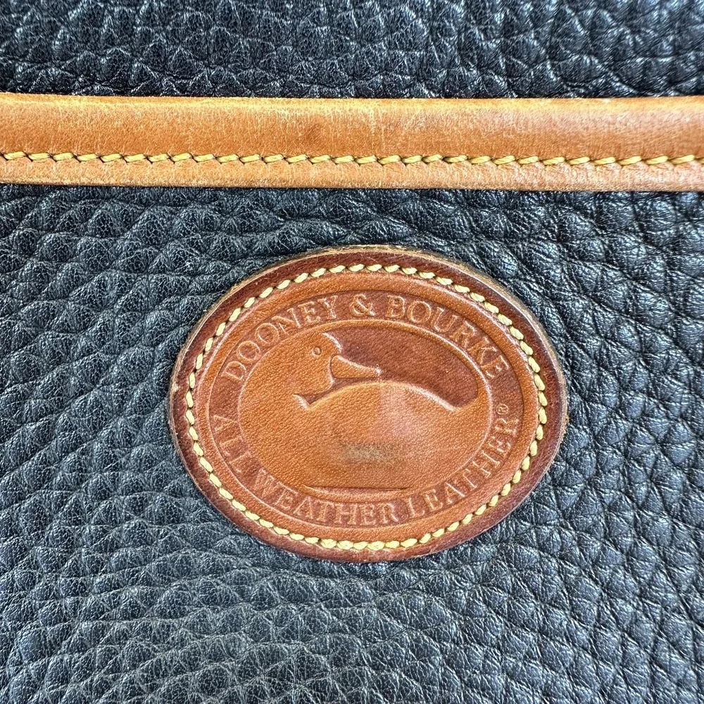 VTG Dooney & Bourke Black Pebbled Leather Equestrian Buckle Satchel Bag‎ Purse